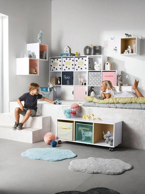 enfants-jeu-chambre-jouets-fille-garcon-casiers-boites